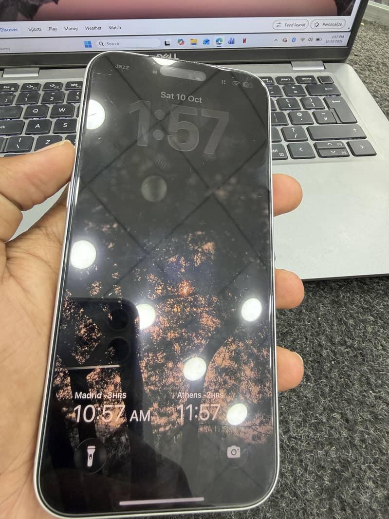 Apple iPhone 17 Pro Max 2