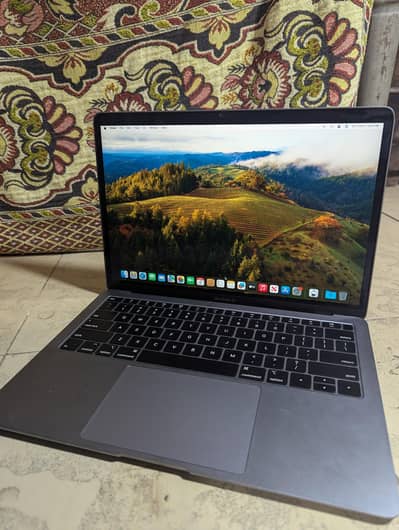 MacBook air 2019 retina 8gb | 256gb core i5
