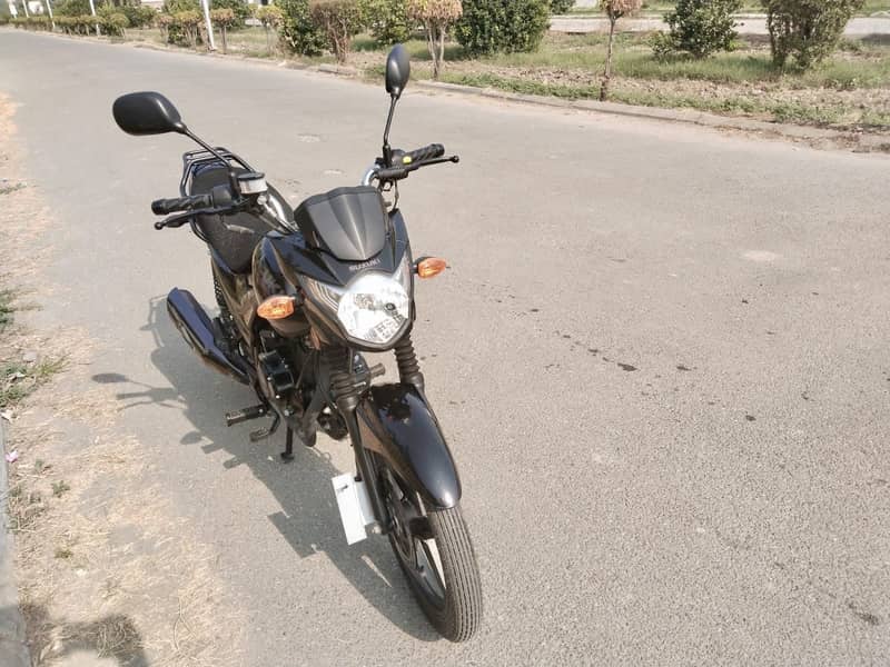Suzuki GR 150 3