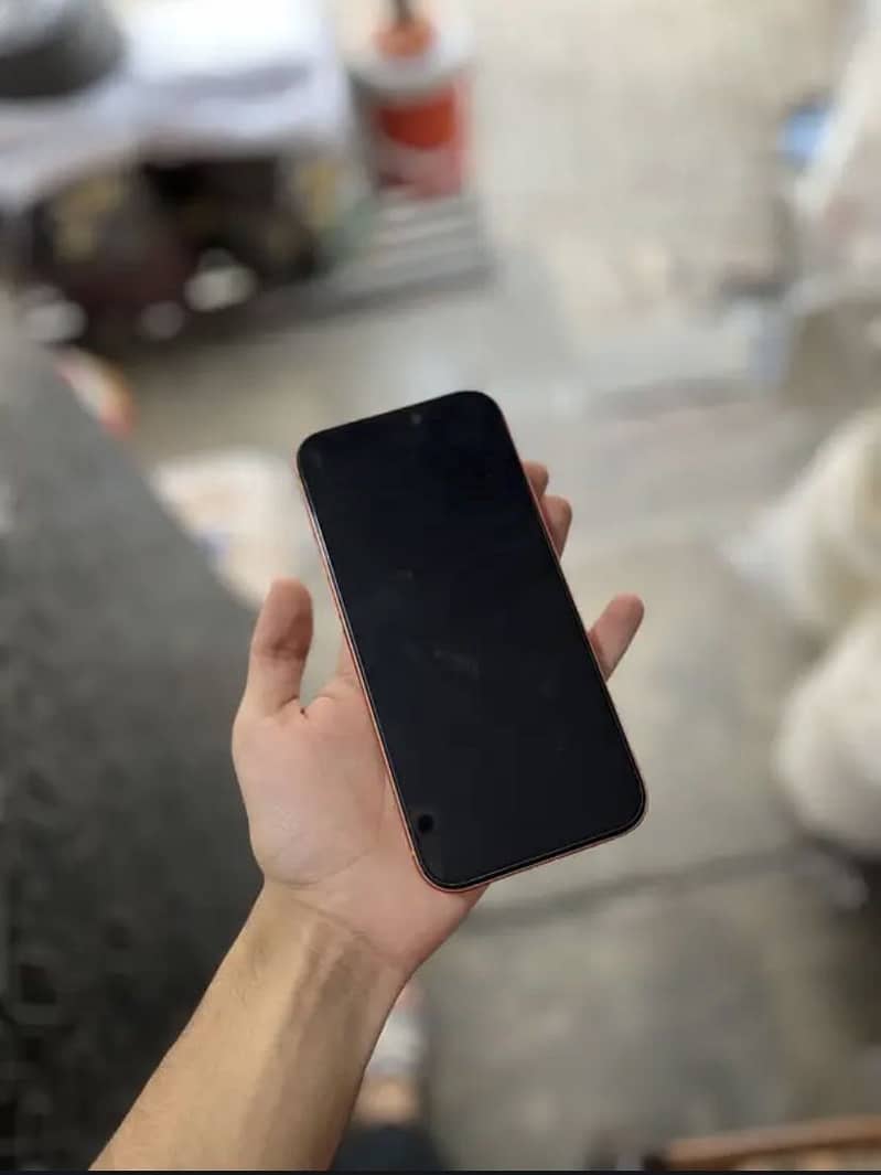 Apple iPhone 17 Pro Max 1