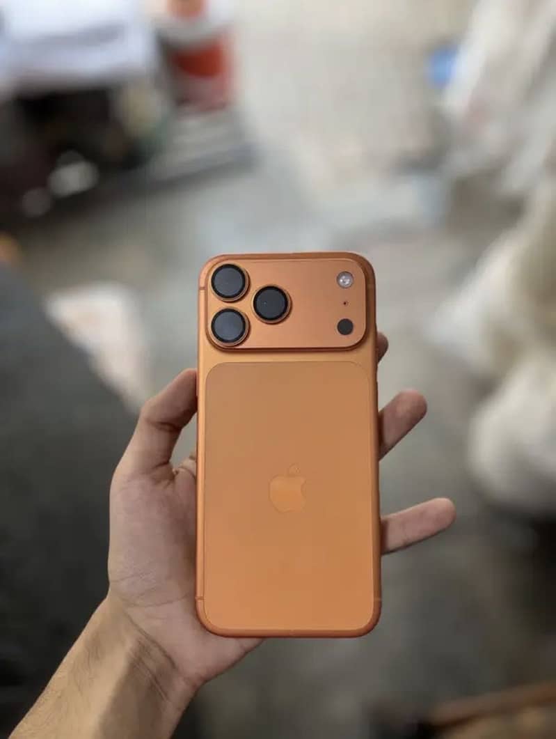 Apple iPhone 17 Pro Max 2