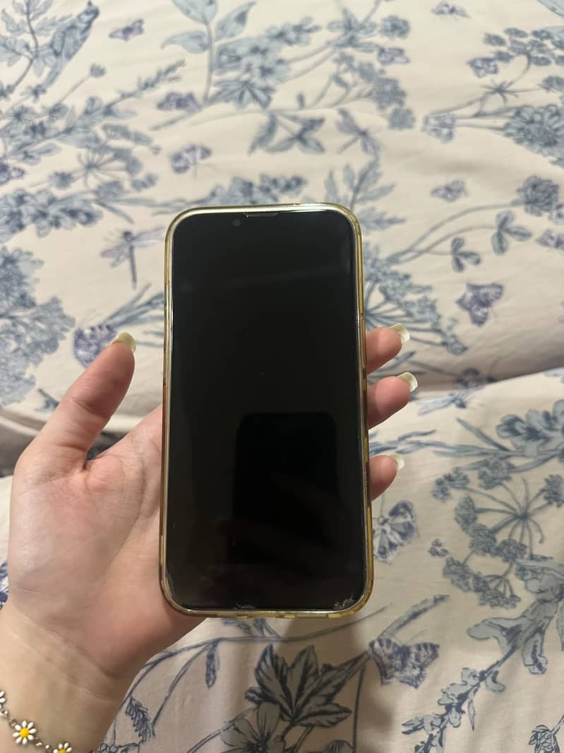 iPhone 13 2