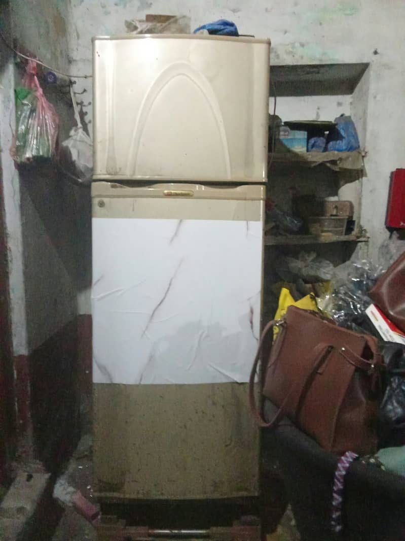 Dawlance refrigerator 1