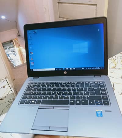 Hp Elite book 840 core i5 5th 8/ 256 GB SSD 2h plus battery