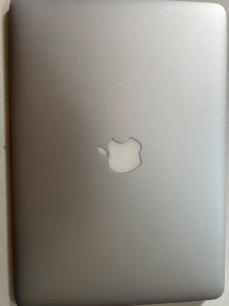 MacBook Air 2017 0