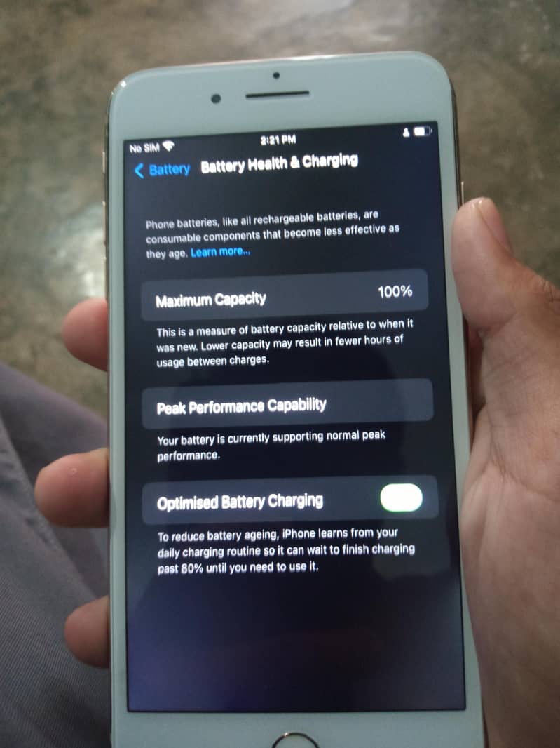 Apple iPhone 8 Plus 2