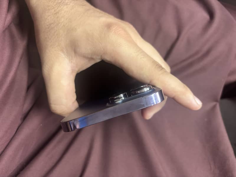 Apple iPhone 14 Pro Max 1