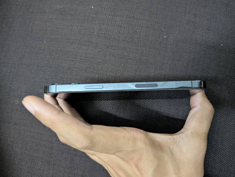 Apple iPhone 12 Pro Max 3