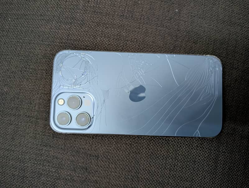 Apple iPhone 12 Pro Max 6