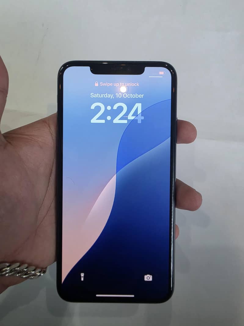 Apple iPhone 11 Pro Max 1