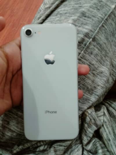 Apple iPhone 8