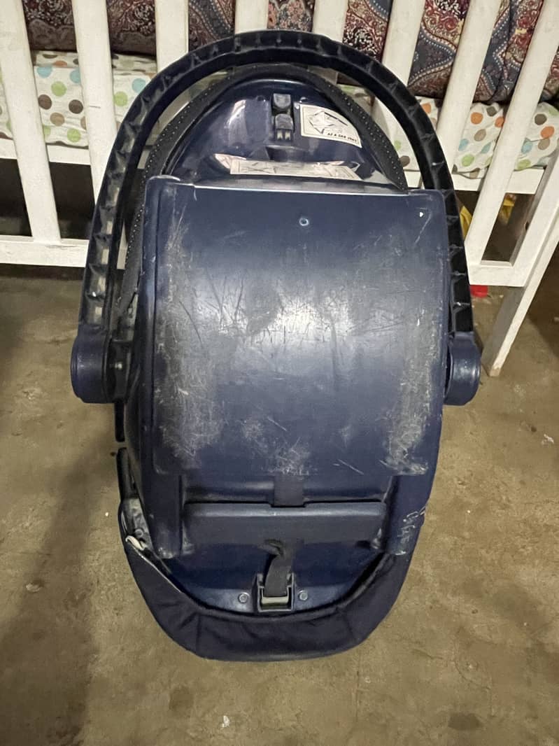 Carry cot 1