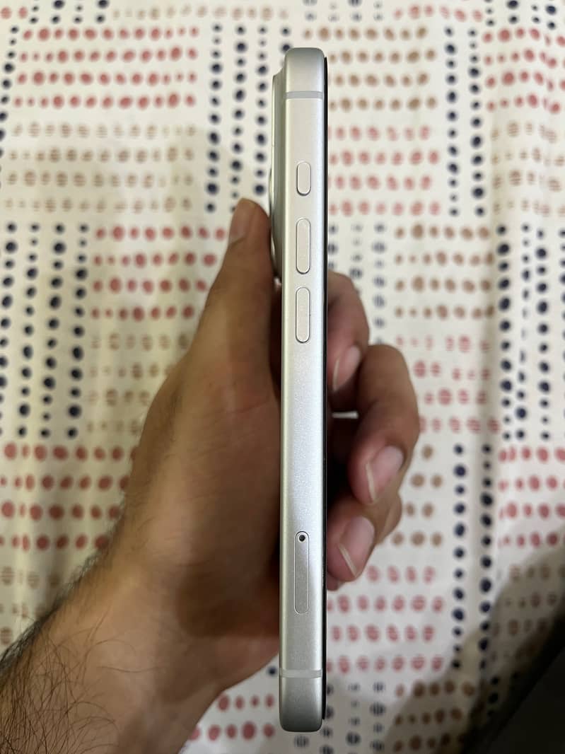 Apple iPhone 17 Pro 2