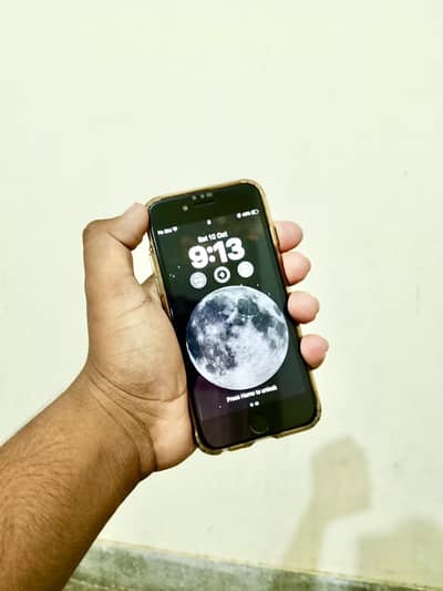 Apple iPhone SE