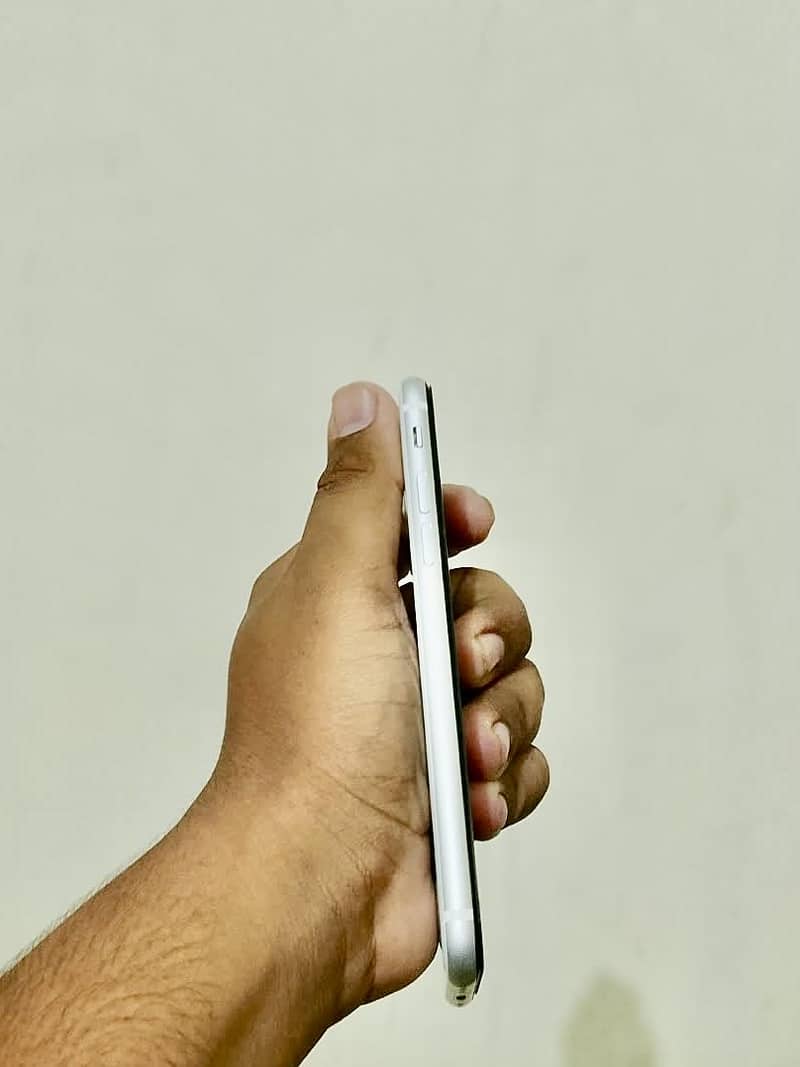 Apple iPhone SE 2