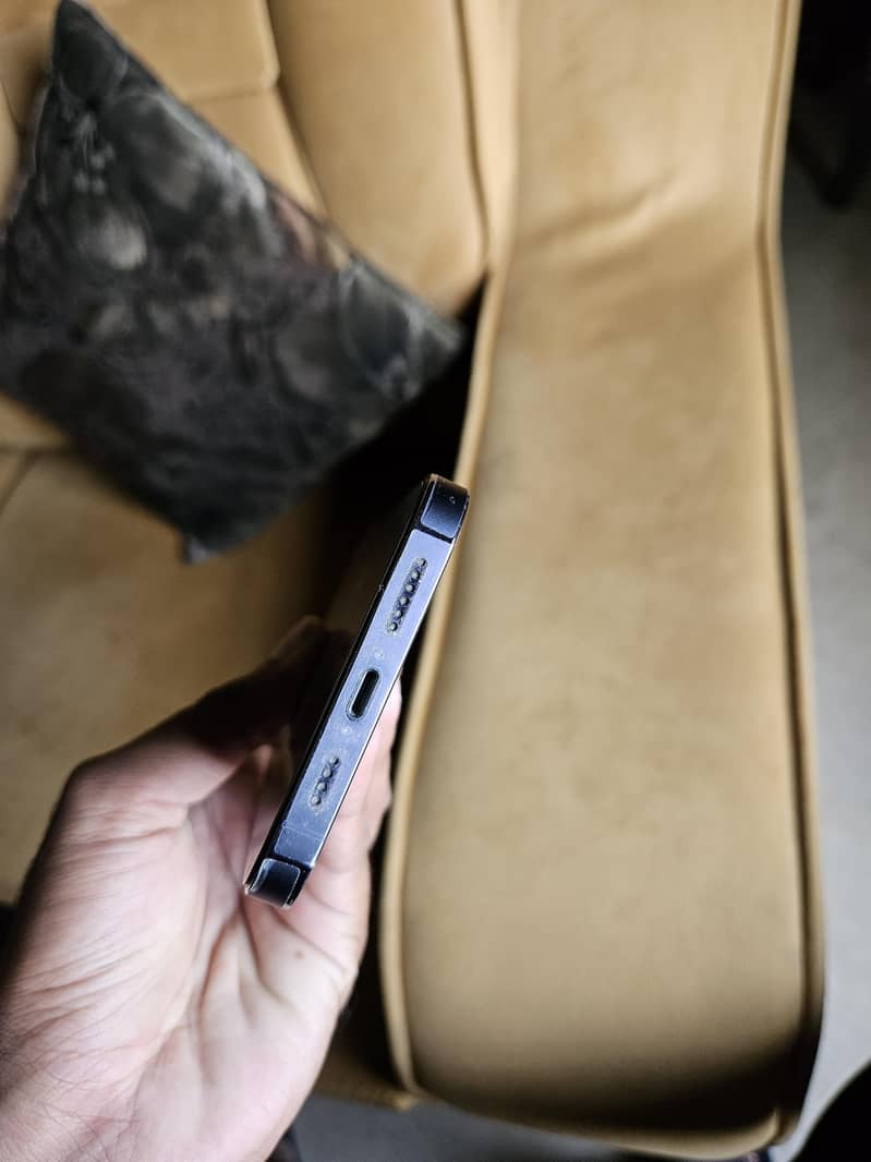 Apple iPhone 14 Pro Max 2