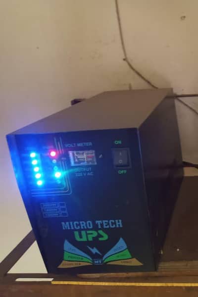 Micro Tech UPS 2000W – 220V AC