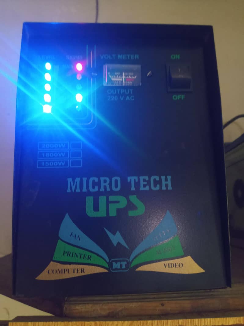 Micro Tech UPS 2000W – 220V AC 1