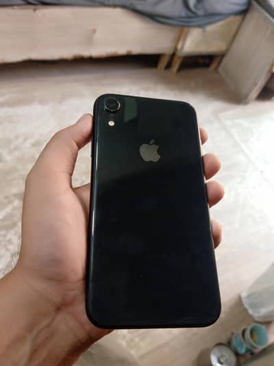 Apple iPhone XR