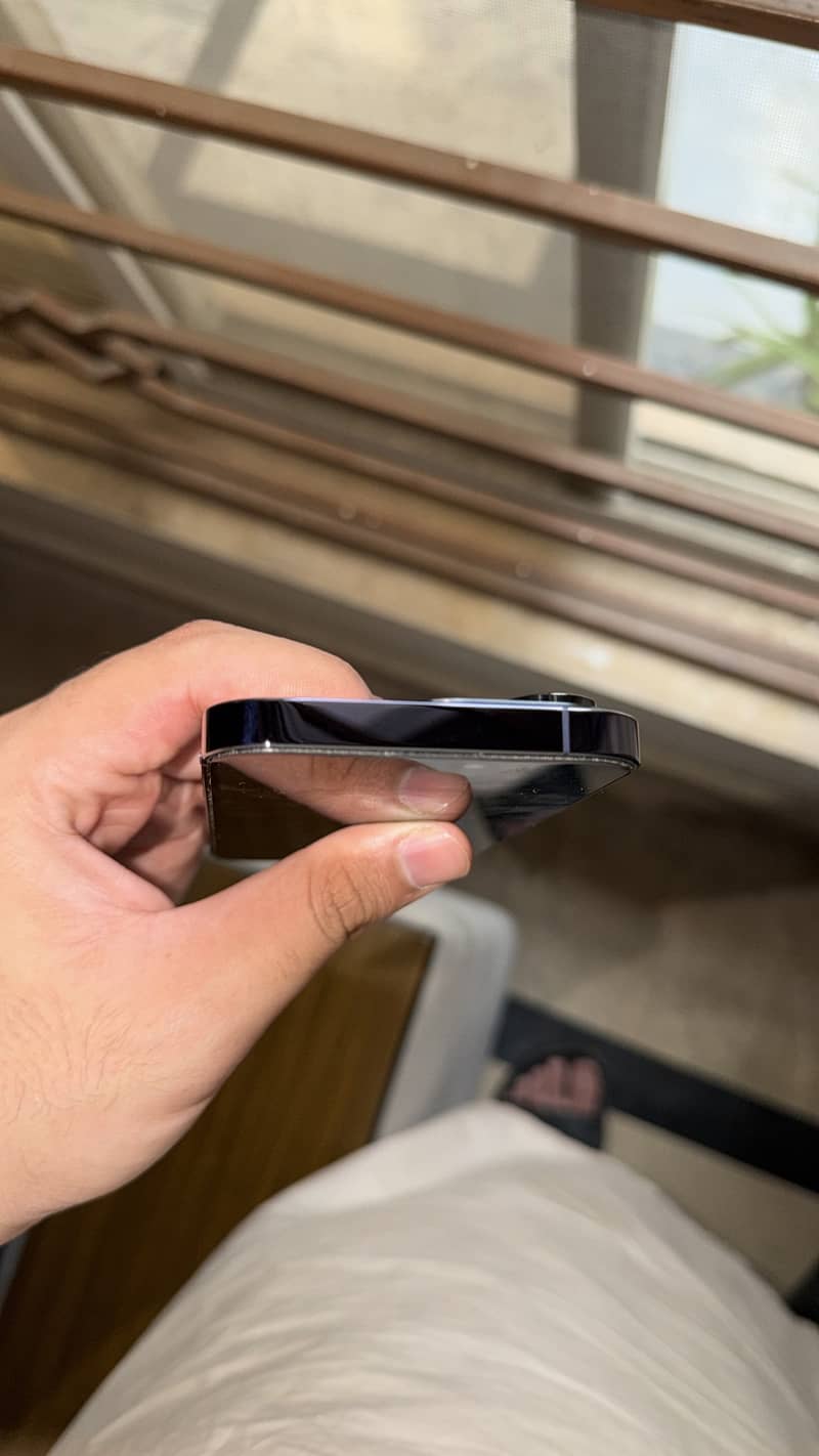 Apple iPhone 14 Pro 4