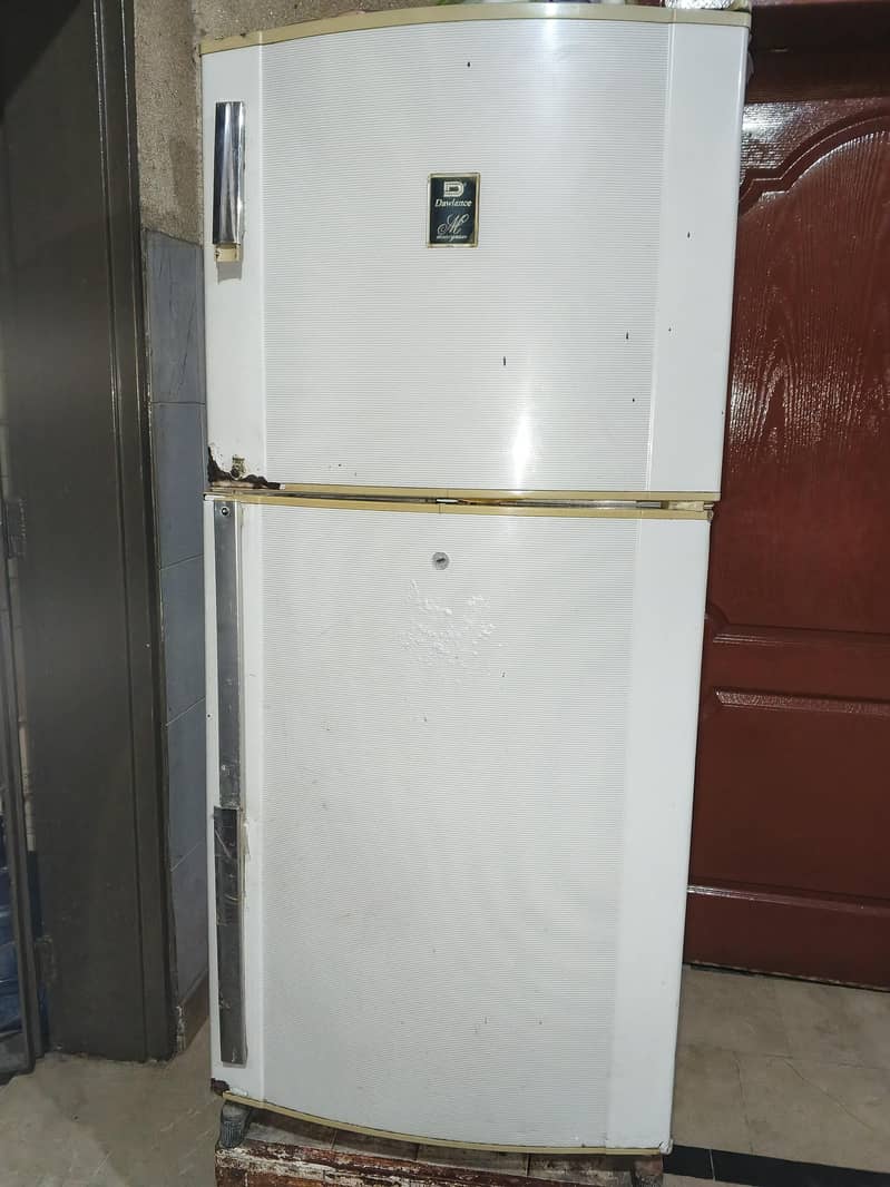 Dawlance fridge 0