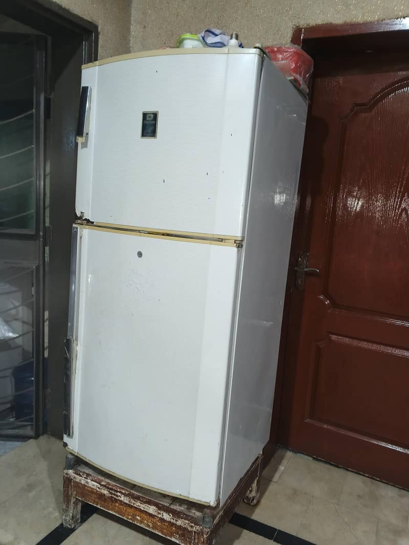 Dawlance fridge 4