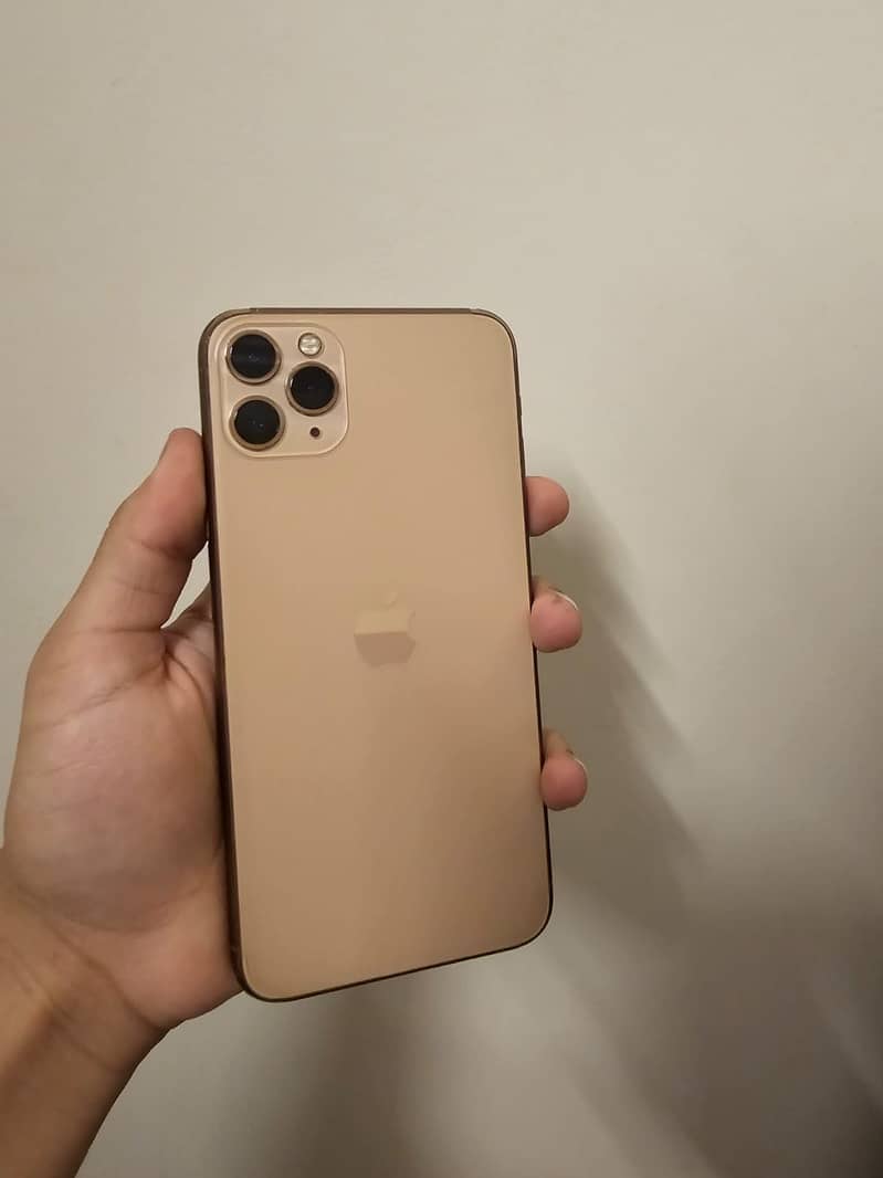 Apple iPhone 11 Pro Max 2