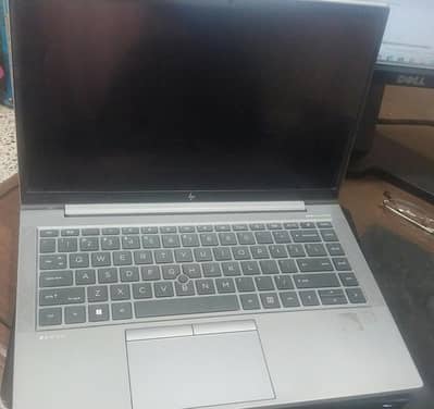 Zbook 14 8 Gen FireFly 11 Gen Core i7 Touch Screen