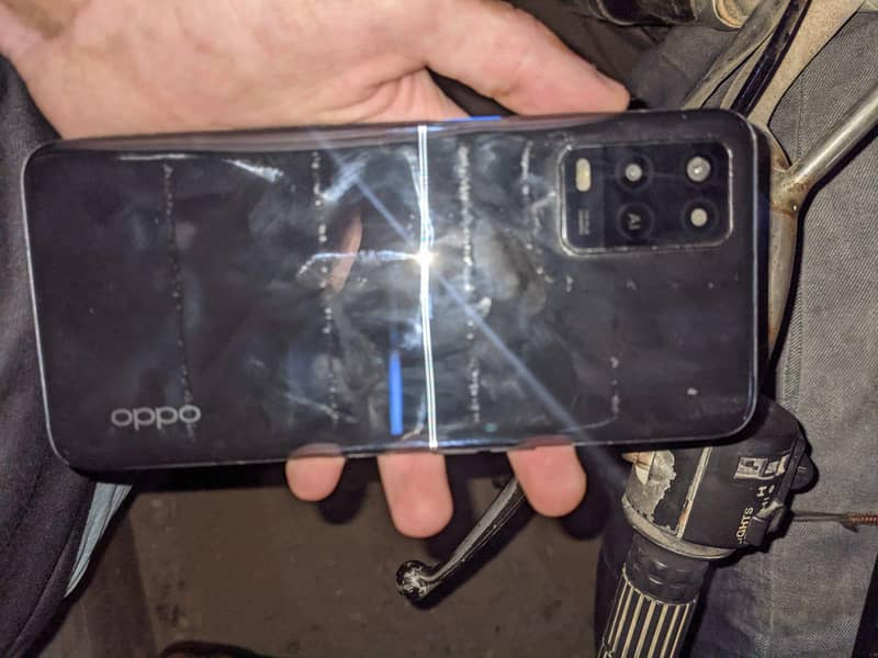 OPPO A54 3
