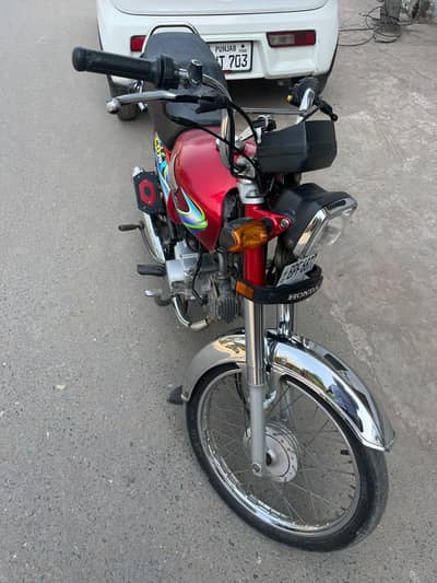 Honda 70 cc available for sale 2023/24 model