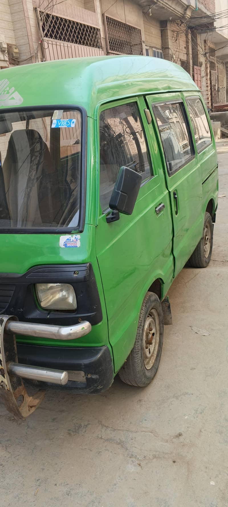 Suzuki Bolan 2015 1