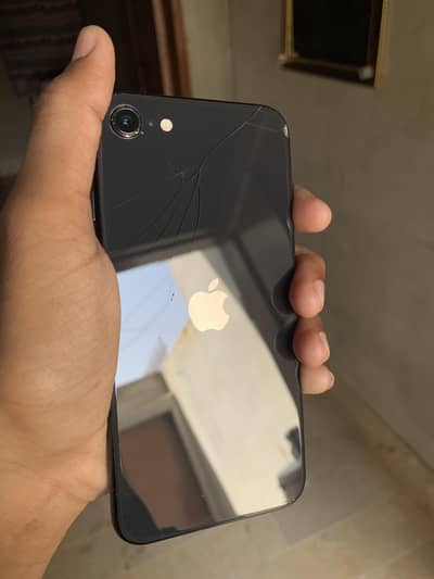 IPHONE SE 2020