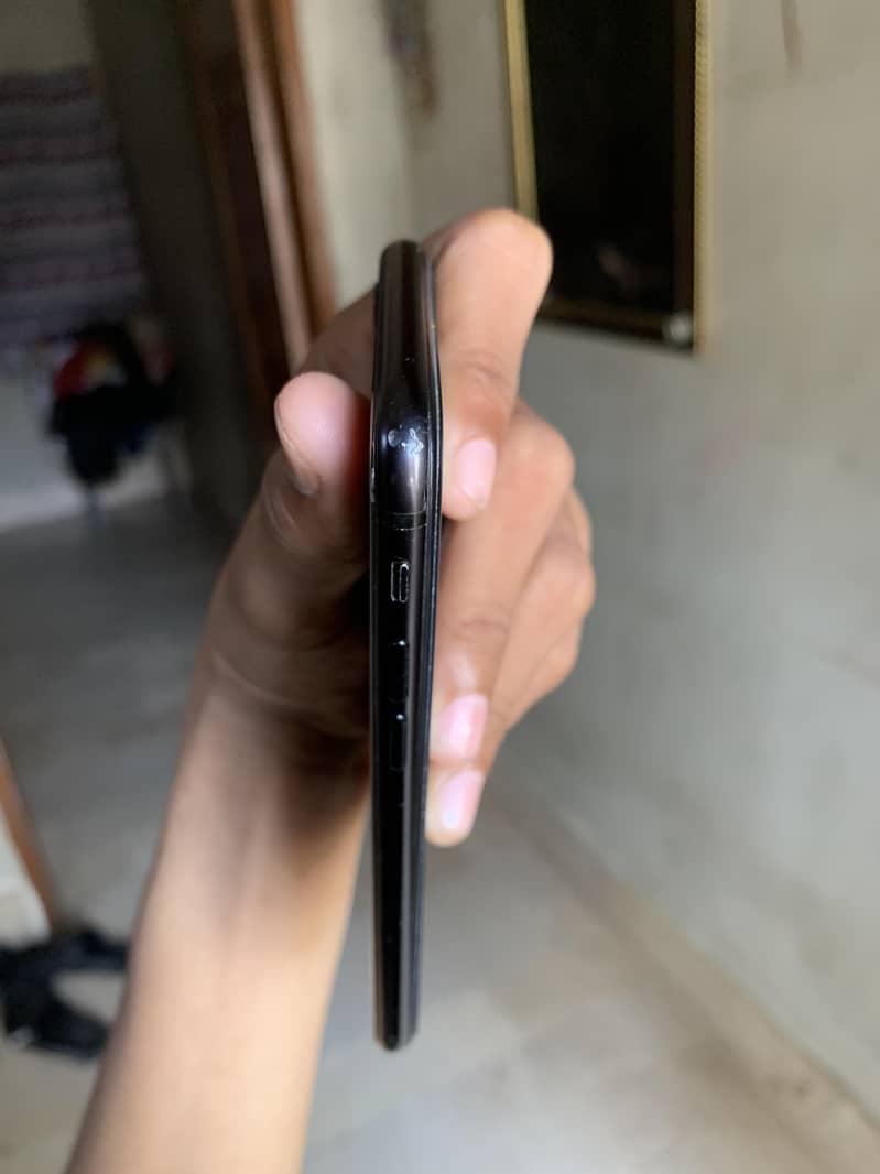 IPHONE SE 2020 2
