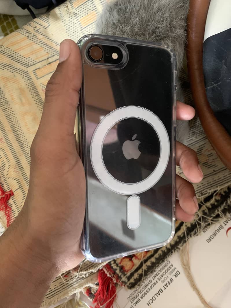 IPHONE SE 2020 10