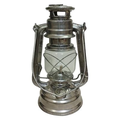 Vintage beautiful an old oil lantern lamp 0300-4331882