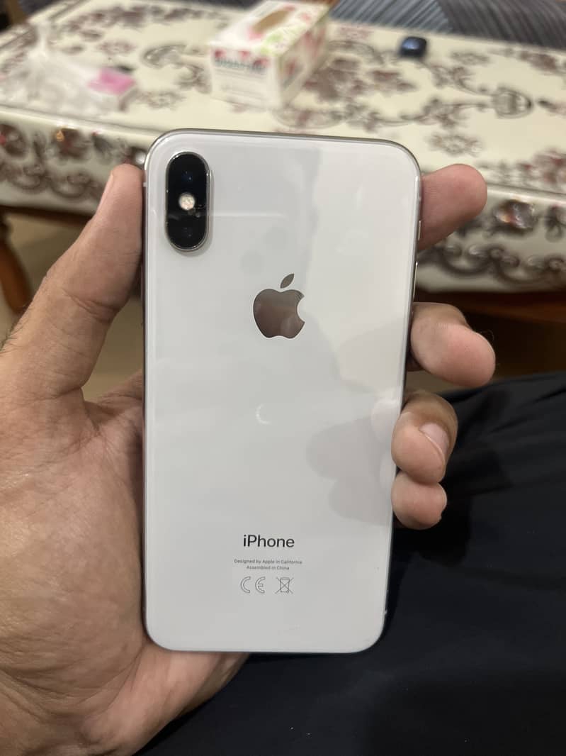 Apple iPhone X 0
