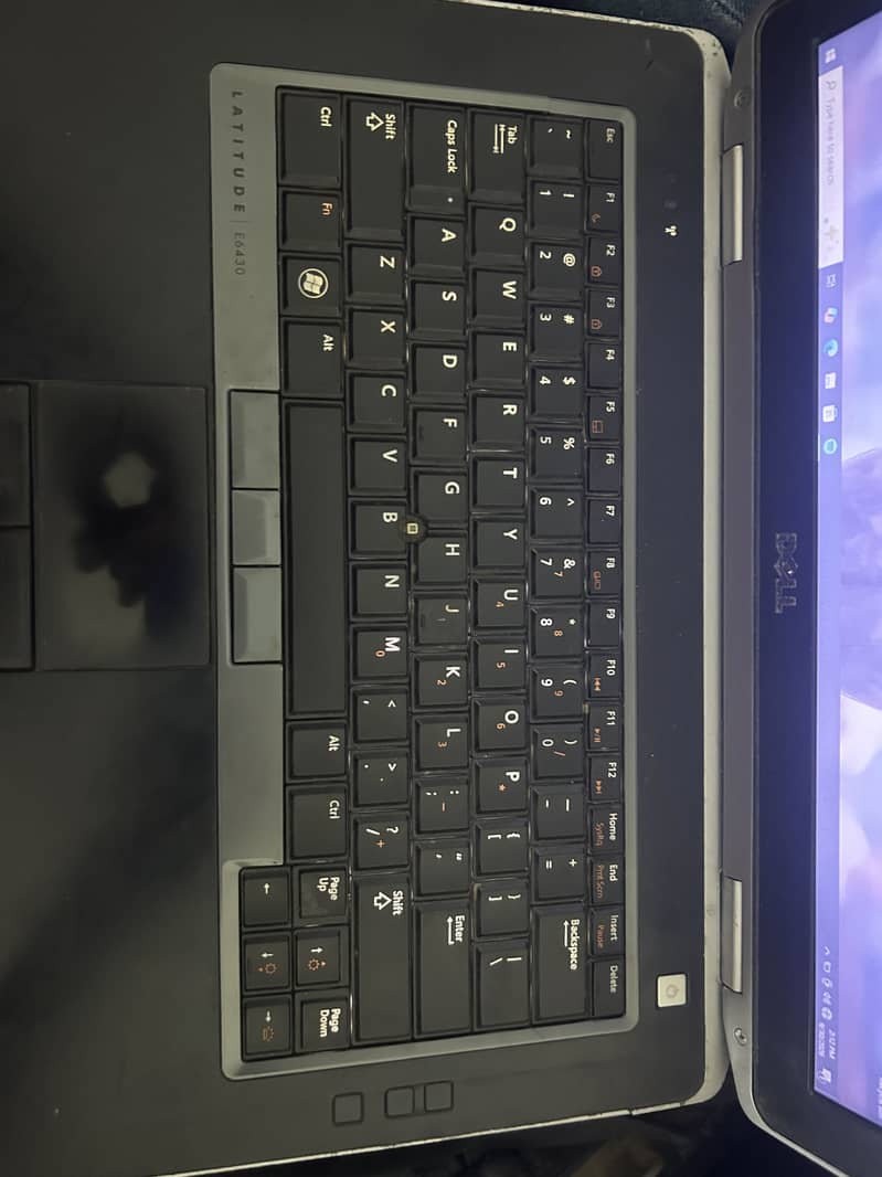 Dell latitude E6430 1