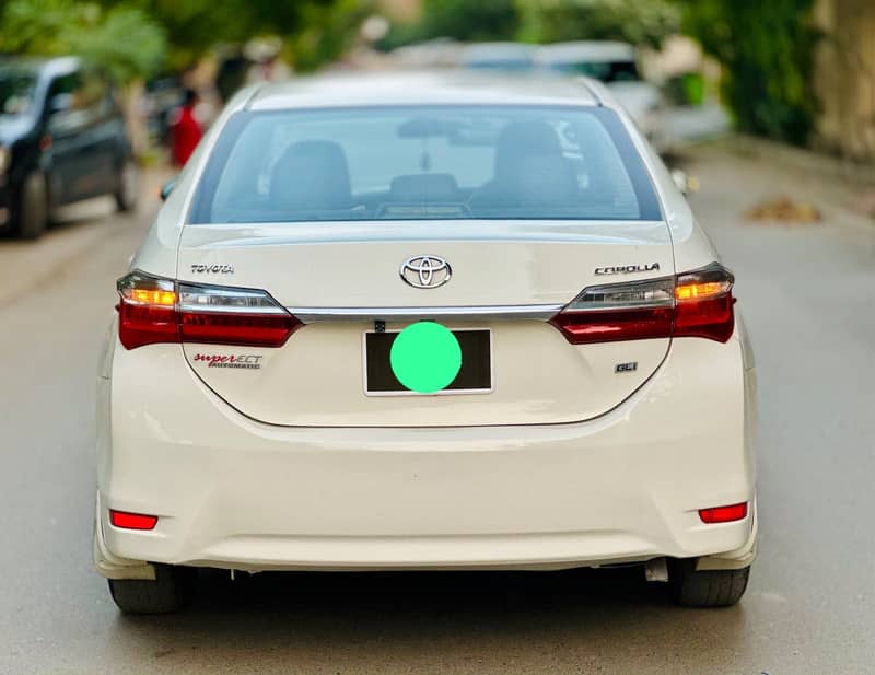 Corolla GLI 2018 Automatic. 5