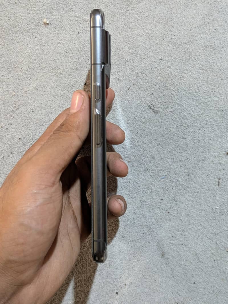 Google Pixel 8 Pro 4