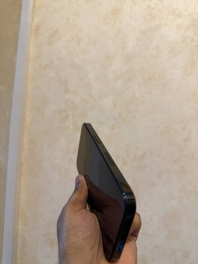 IPhone 14 Pro 4