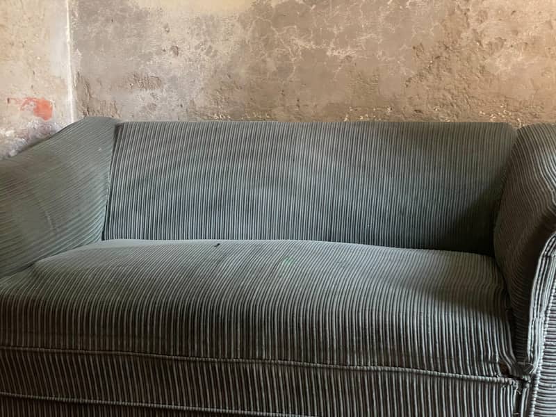 2 sofa sets 1