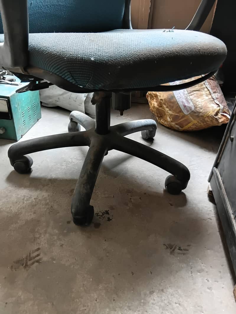 chair 0