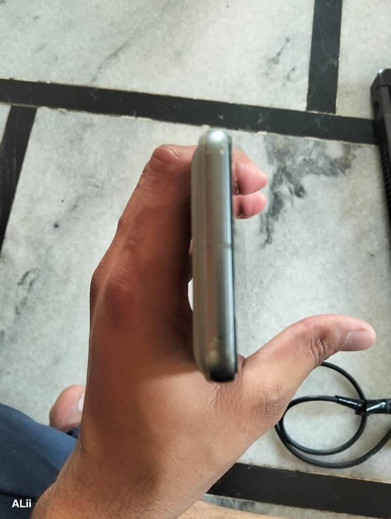 Google Pixel 8 1