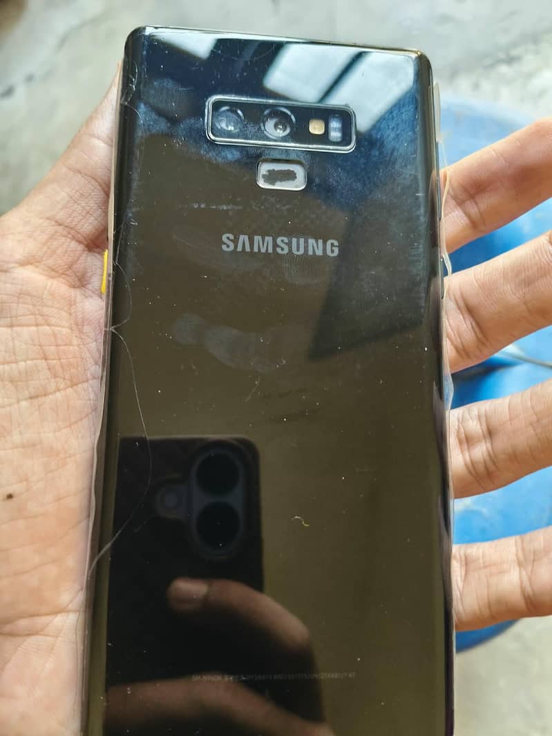 Samsung Mobile Note 9 10