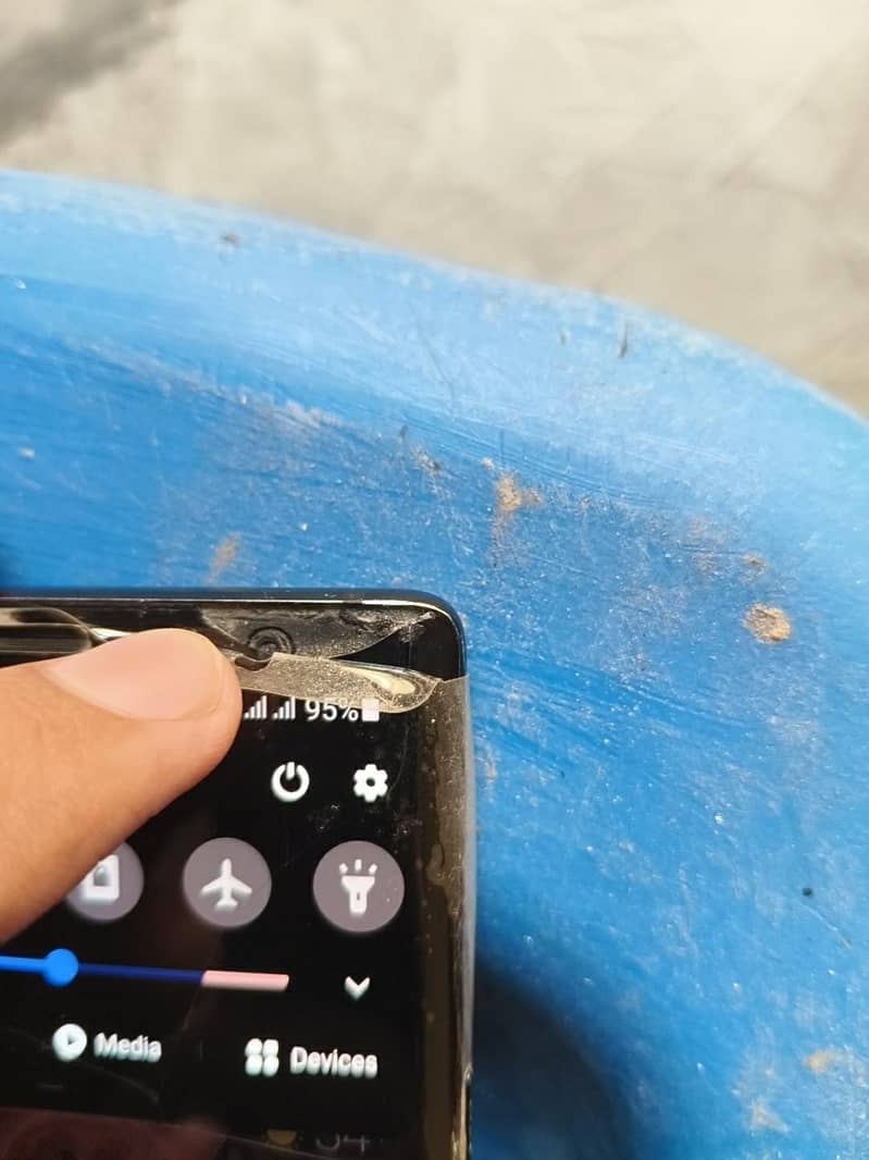 Samsung Mobile Note 9 11