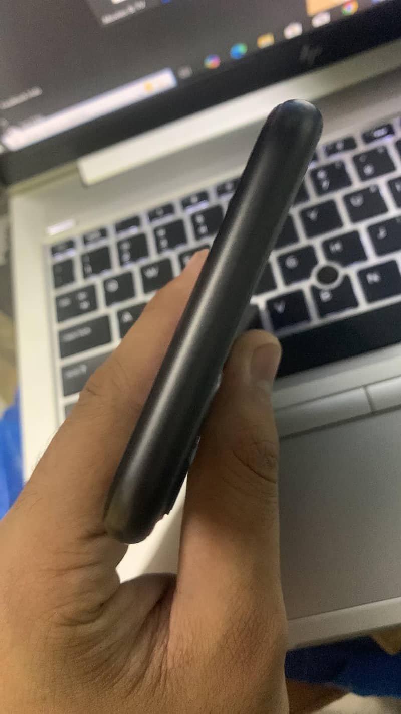 Apple iPhone 11 5