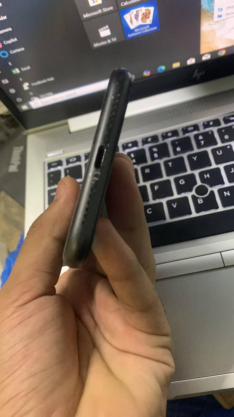 Apple iPhone 11 6