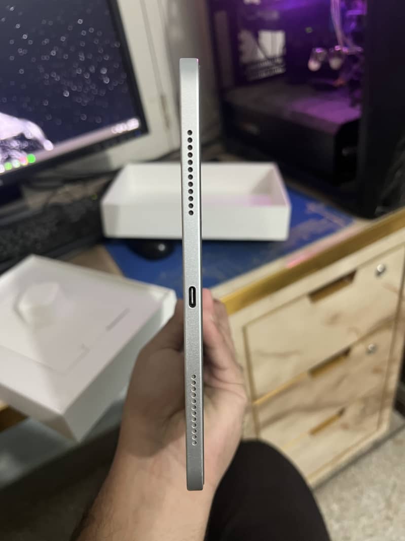 Ipad 11th Gen Open Box 5