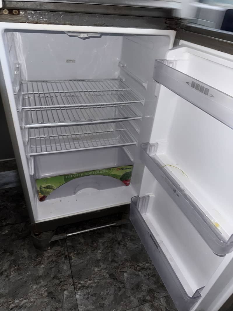 Dawlance fridge 3