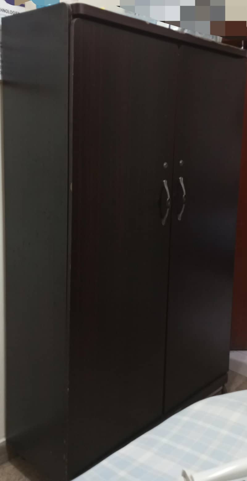 2 cupboards 1